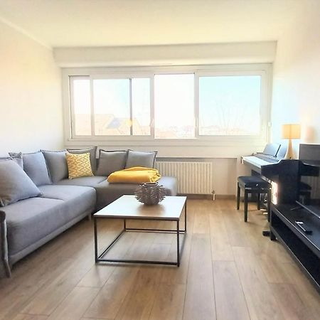 Magnifique Cocon - Metro A Republique - 2 Belles Chambres Avec Dressings - Wifi Gratuit - Netflix - Au Calme Absolu - Lumineux - Jardin Arbore Partage Dans La Residence Villeurbanne Dış mekan fotoğraf